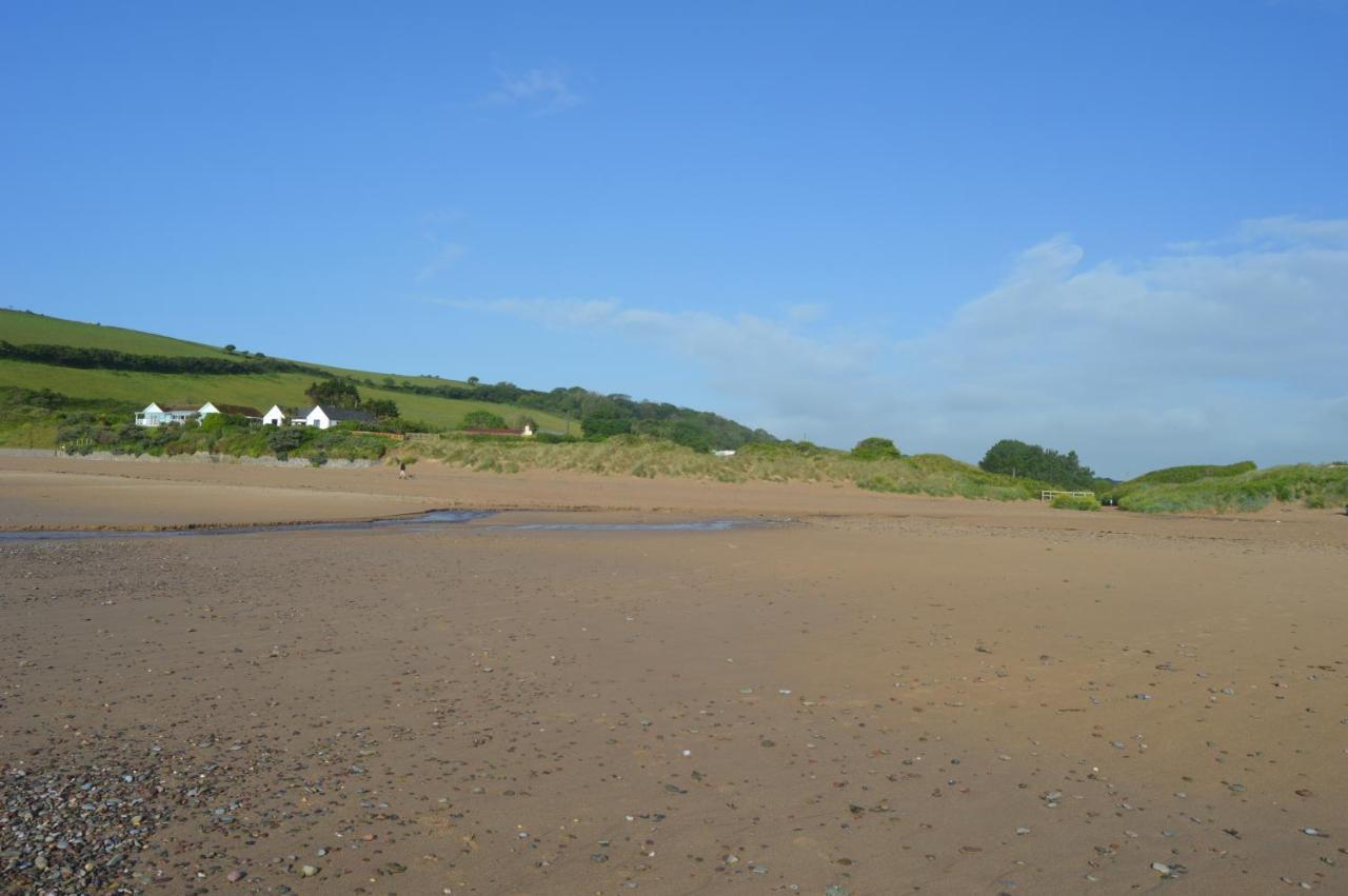 Вилла Galwad Y Mor A Coastal Escape In Pembrokeshire'S National Parks Lamphey Экстерьер фото